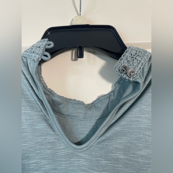 Rewind Summer Top Size Medium - Picture 5 of 10